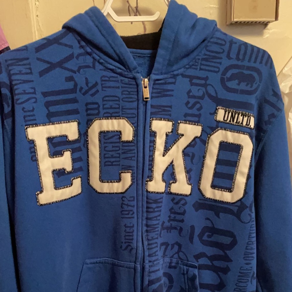 Echo sweater